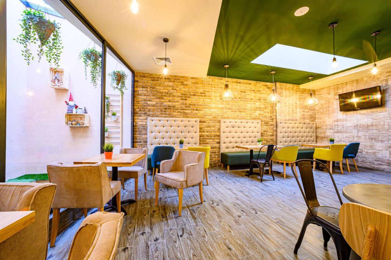 Antique Boutique Hotel Pavel Banya Exterior foto